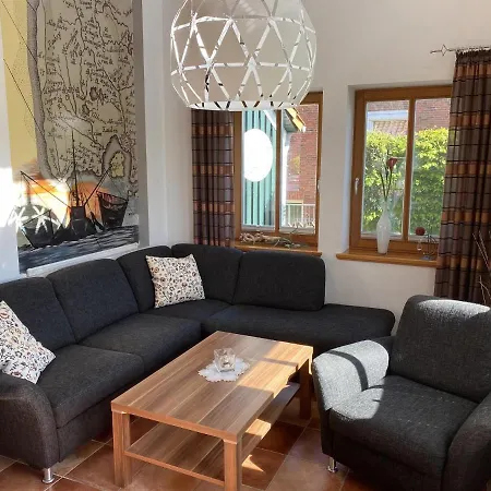 Holiday home *oltmanns - Haus Am Alten Deich